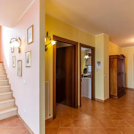 Villa With 6 Bedrooms In Montescudo With Wonderful Sea View Private Pool Enclosed Garden 10 Km From The Beach فيلة
