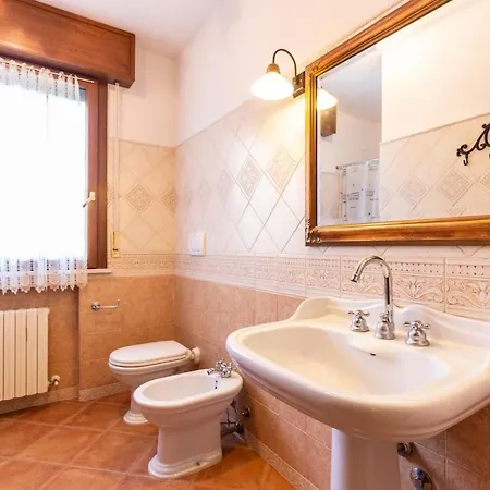 فيلة Villa With 6 Bedrooms In Montescudo With Wonderful Sea View Private Pool Enclosed Garden 10 Km From The Beach *